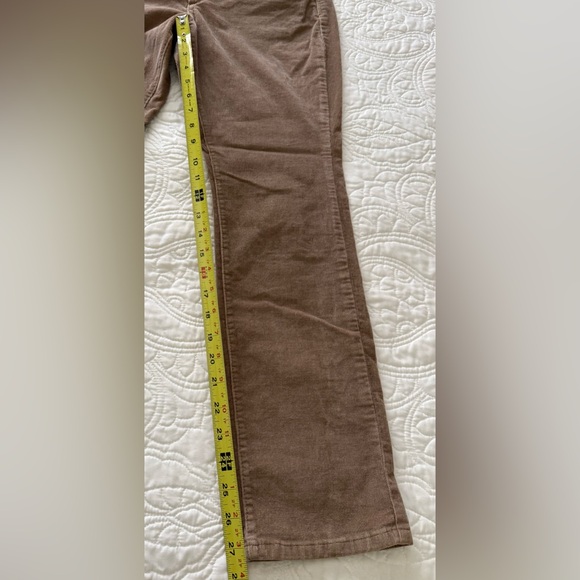 NYDJ Tan Corduroy Leggings, size 6 P - Picture 5 of 13